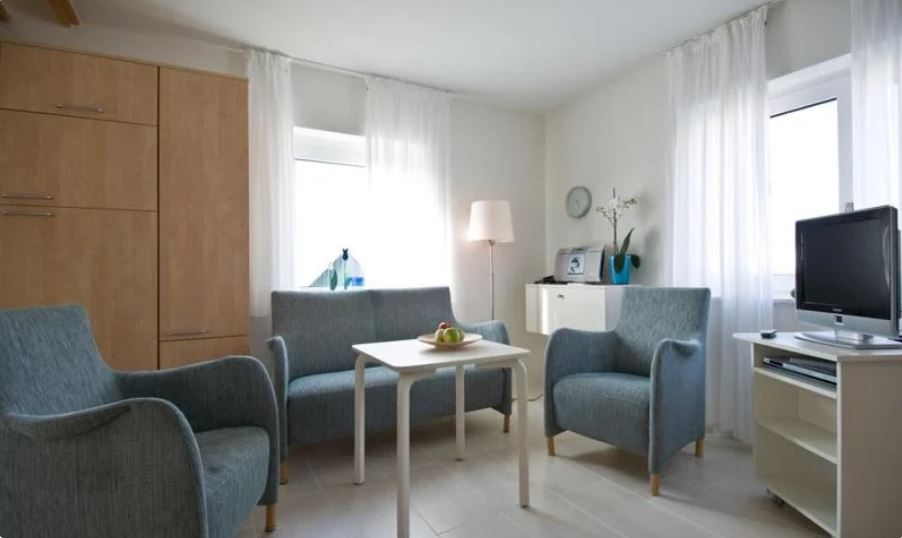 Wohnzimmer in einem der Apartments im Haus Blinkfüer des Strandhotel Gerken
